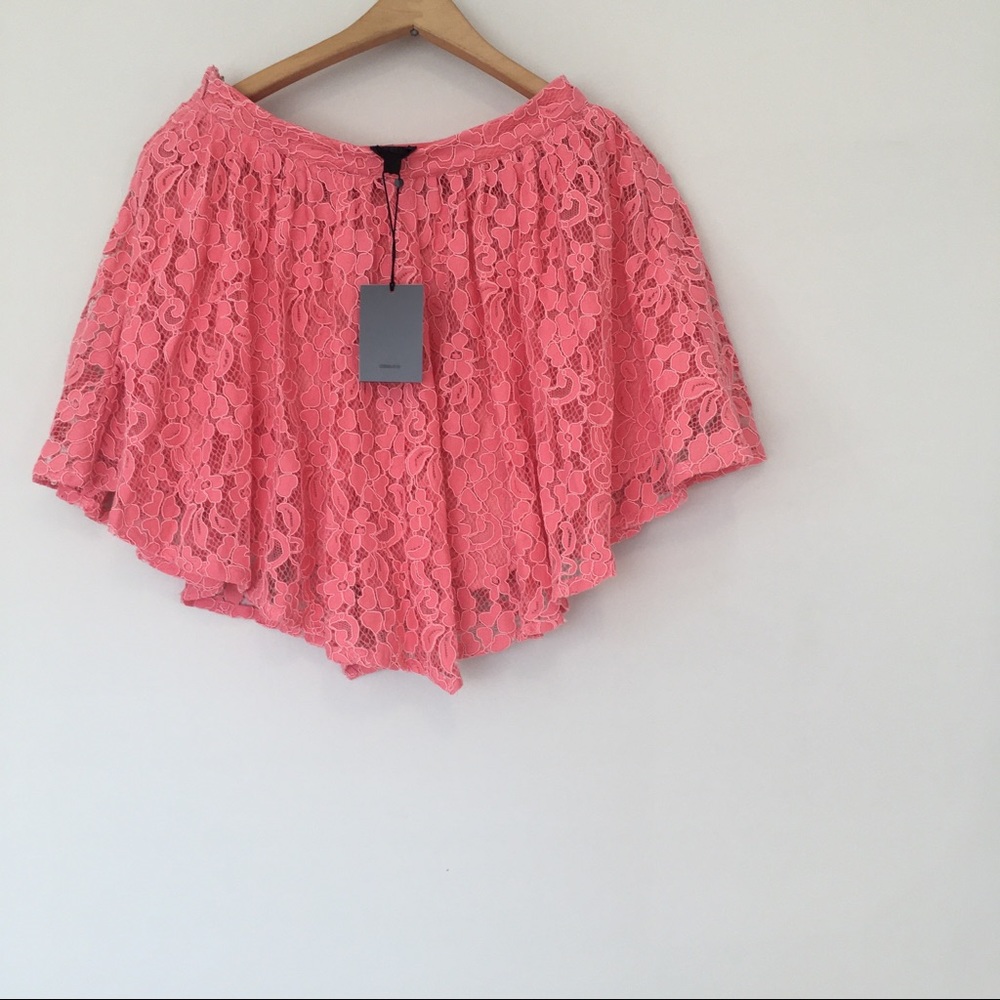 NWT Revolve NBD Make Me Blush lace Mini Skirt y2k size small - Picture 4 of 8